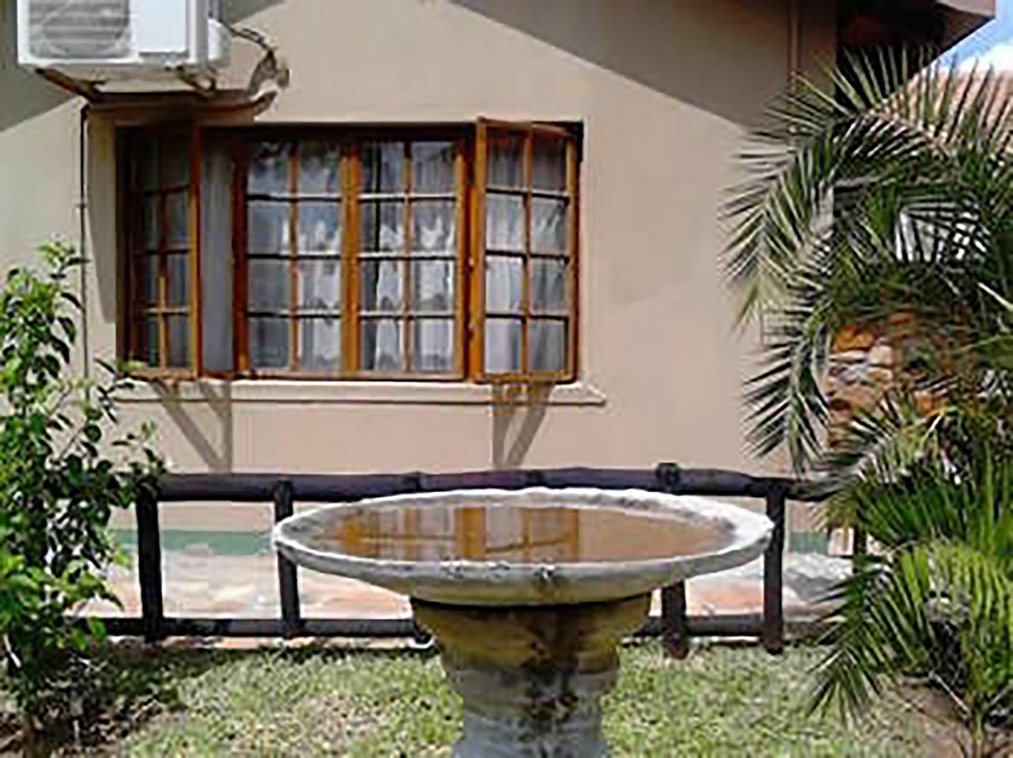A New Earth Guest Lodge Francistown Ngoại thất bức ảnh